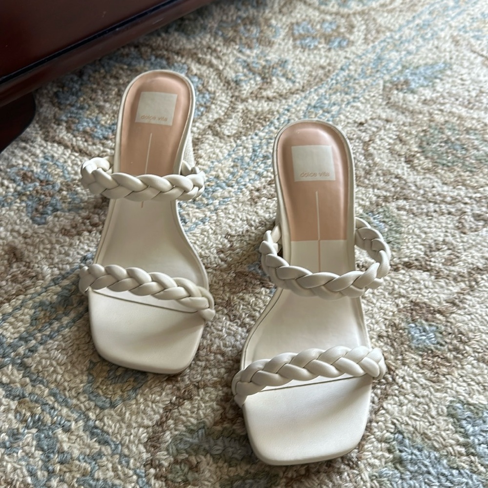 Like new Dolce Vita cream sandals.